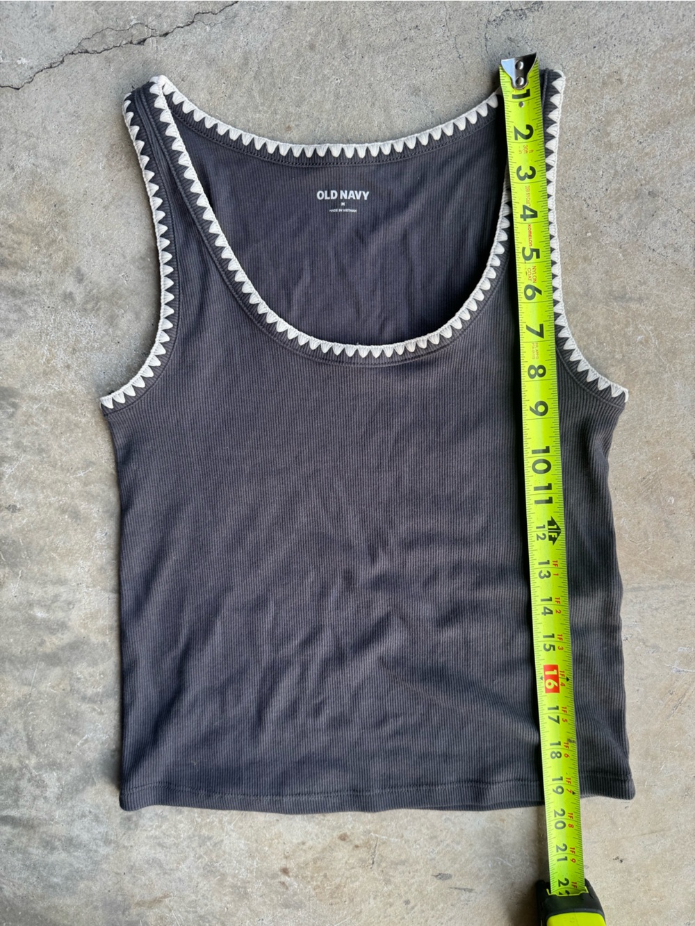 Old Navy Charcoal Ribbed Tank with Cream Trim Medium Neutral Cropped Basic - Picture 7 of 7